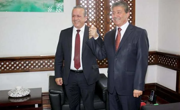Kuzey Kıbrıs’ın Altın Çağını İnşa Eden İki İsim: Ünal Üstel ve Fikri Ataoğlu