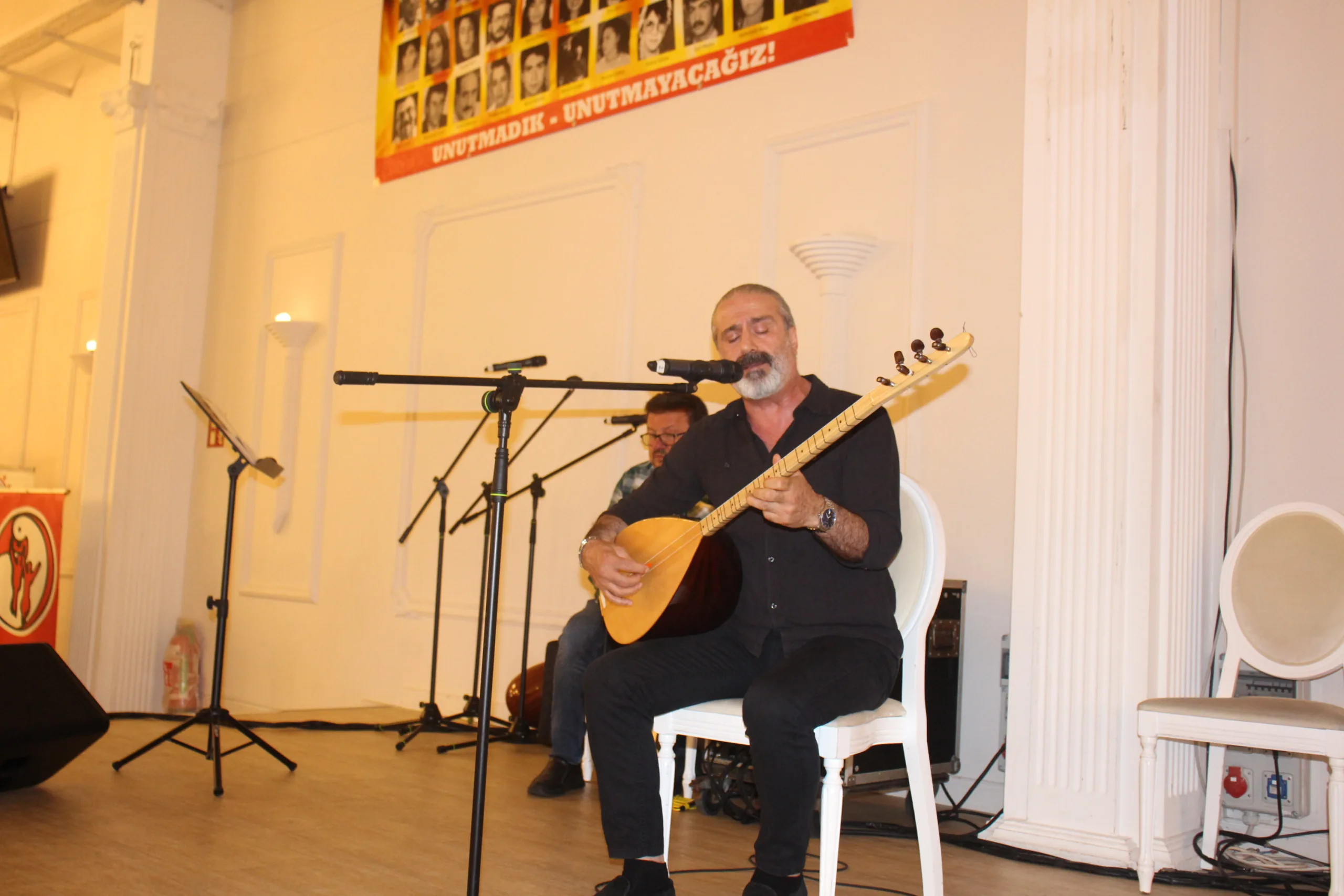 Sivas Katliamı Anmasında Hamburg`da Duygu Dolu Anlar