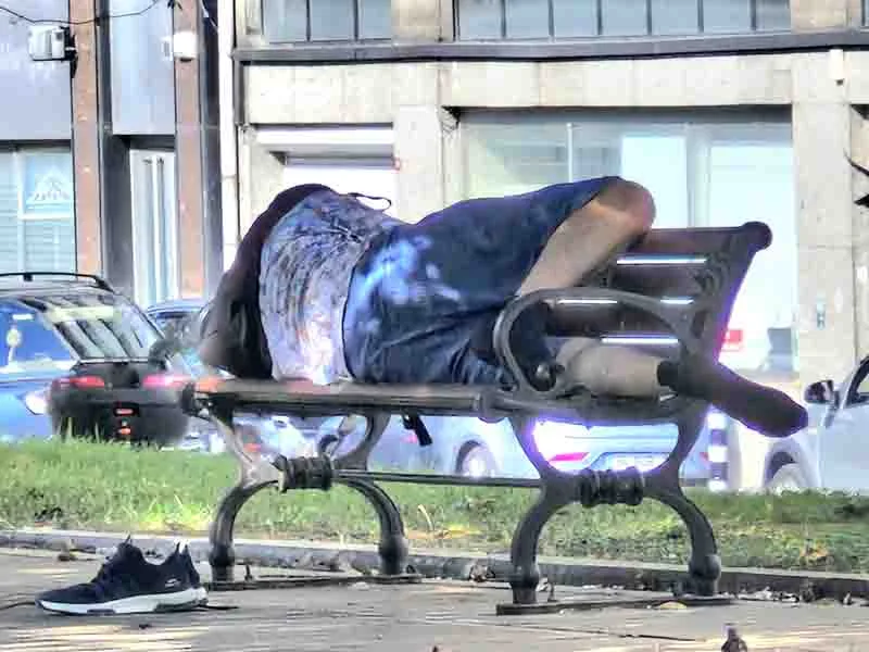 Gezi Parkı Sokakta Yaşayan Gençlerin Sığınağı Haline Geldi