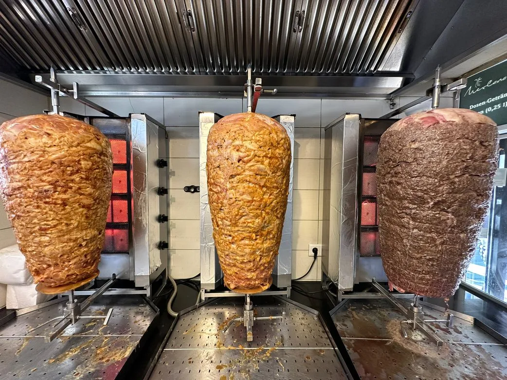 Markus Söder “Söder Kebab” Markasıyla Döner Dünyasında