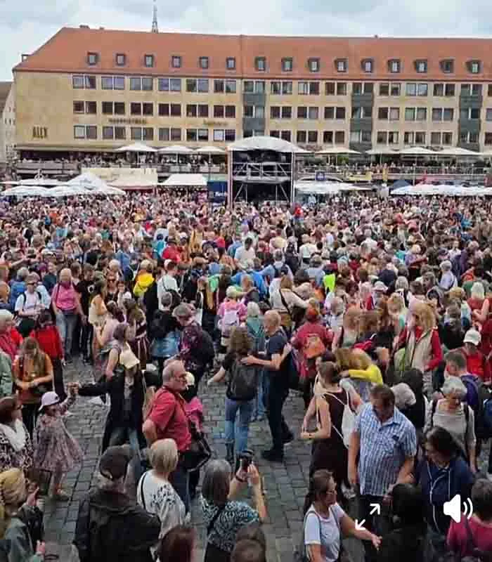 Nürnberg Müziğe doydu