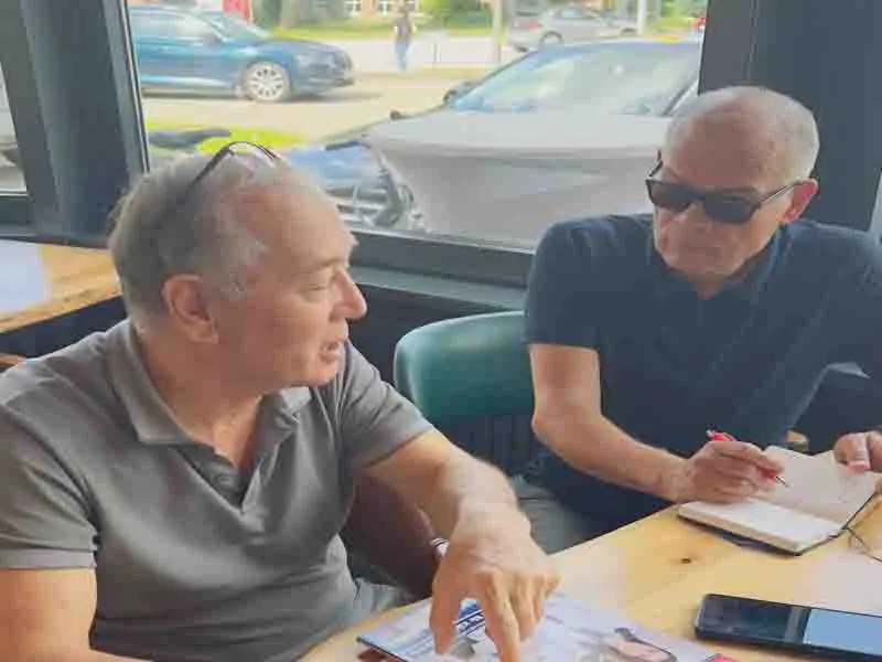 Eski Eğitim Ataşesi Emin Yaldız Hamburg’da Dostlarıyla Buluştu