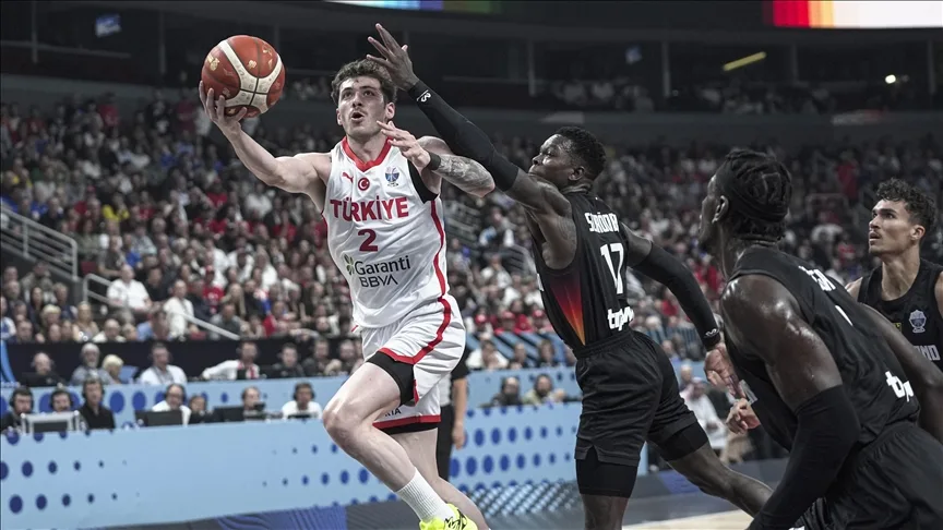 A Milli Basketbol Takımı, Avrupa ikincisi oldu