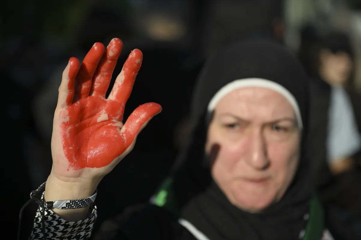 Berlin'de Filistin'e destek gösterisi düzenlendi