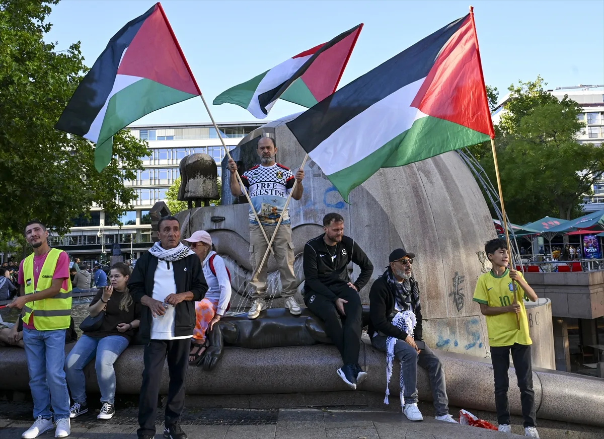 Berlin'de Filistin'e destek gösterisi düzenlendi