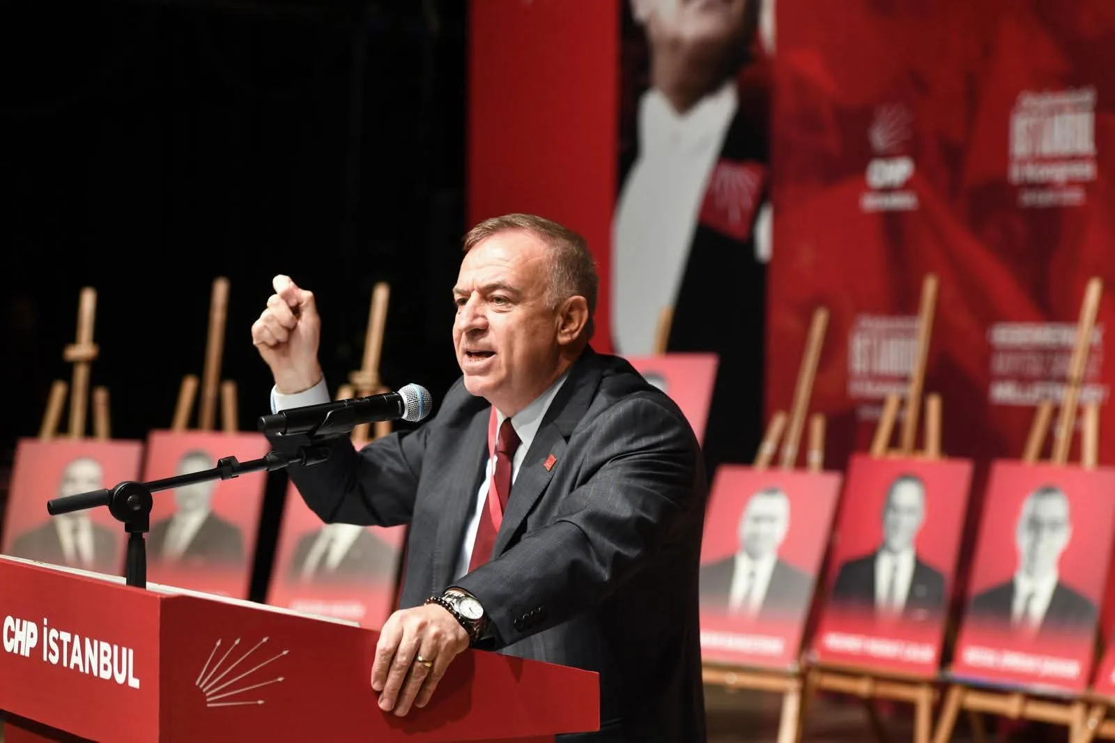 Özgür Çelik Güven Tazeledi