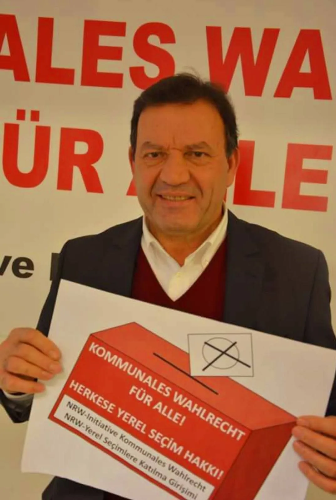 Almanya’daki Türk Vatandaşları Yerel Seçimlerde Oy Hakkı Talep Ediyor