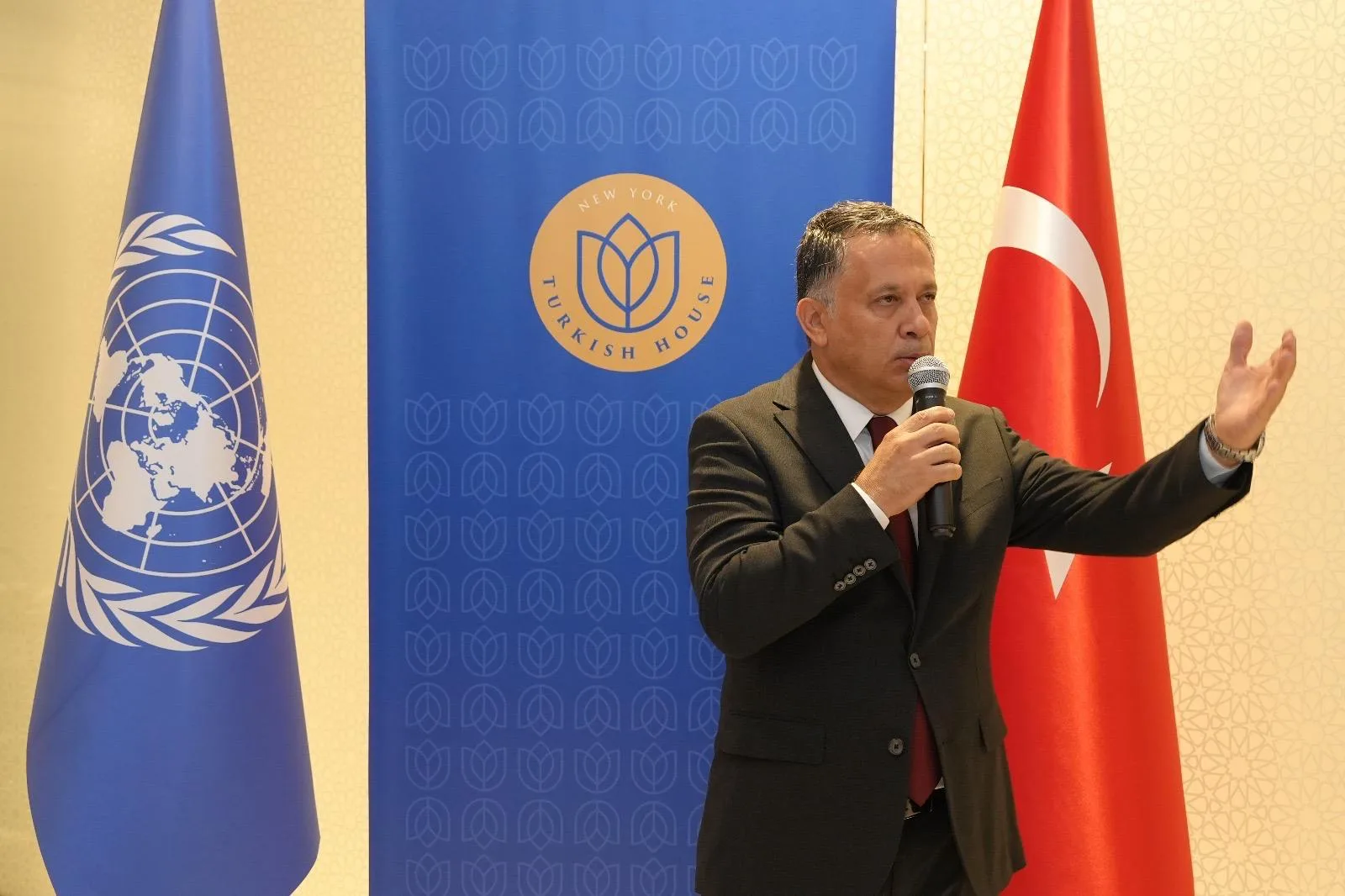 New York’ta Türk-Amerikan Medya Dostluk Gecesi ve Tarihi Sergi