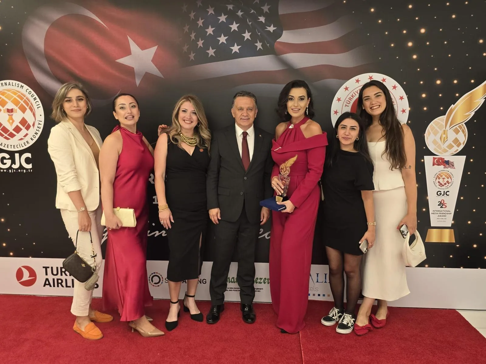 New York’ta Türk-Amerikan Medya Dostluk Gecesi ve Tarihi Sergi