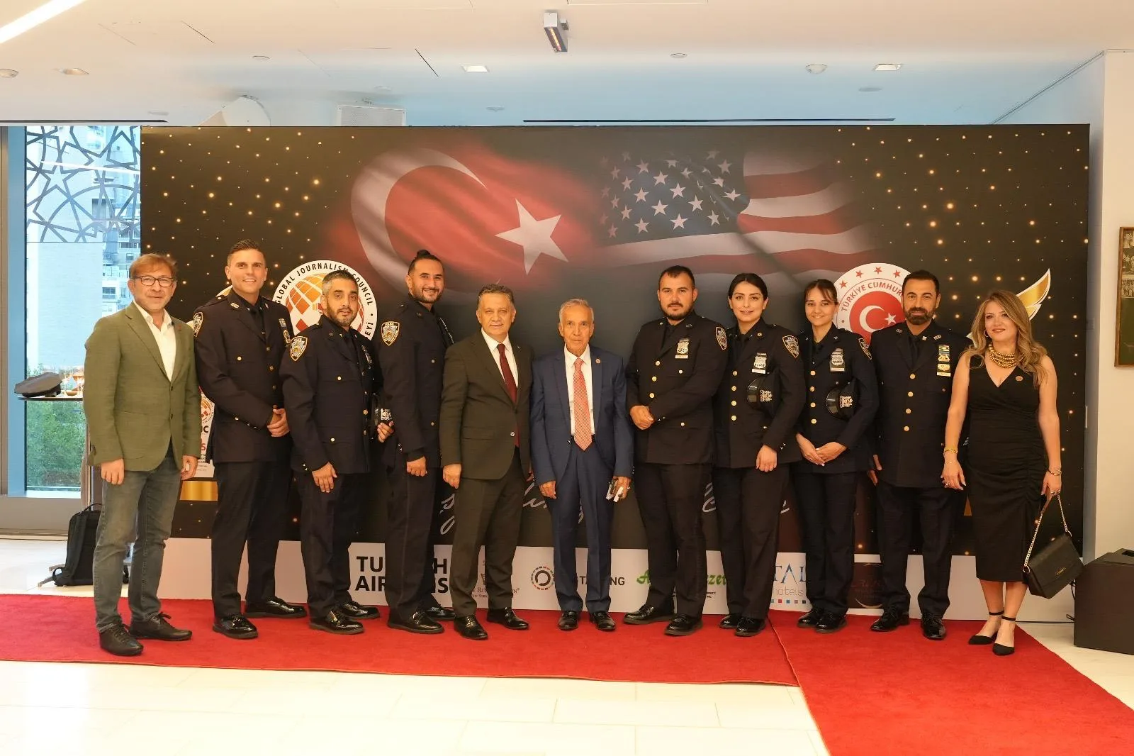 New York’ta Türk-Amerikan Medya Dostluk Gecesi ve Tarihi Sergi