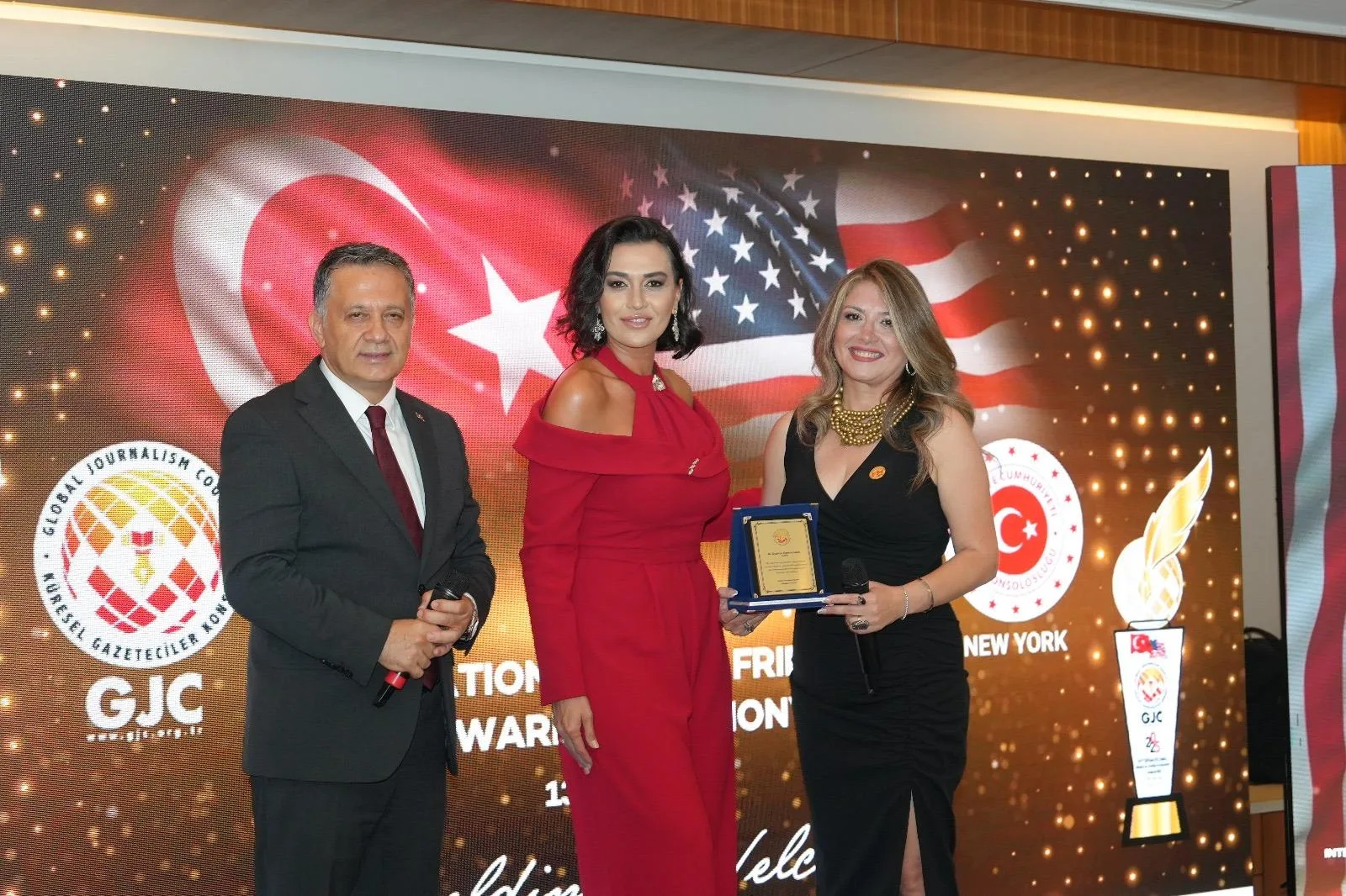 New York’ta Türk-Amerikan Medya Dostluk Gecesi ve Tarihi Sergi