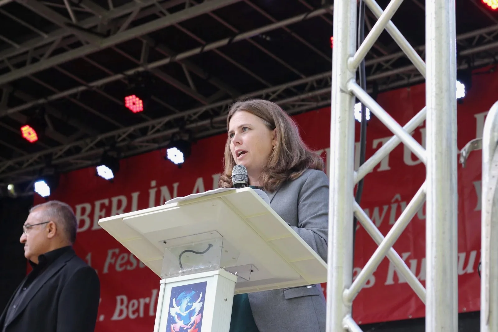 Berlin’de İlk Alevi Kültür Festivali Coşkuyla Gerçekleşti
