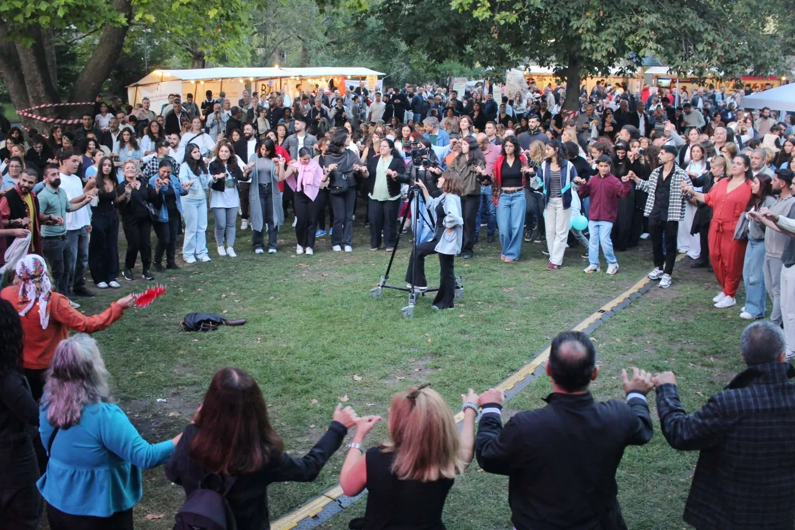 Berlin’de İlk Alevi Kültür Festivali Coşkuyla Gerçekleşti