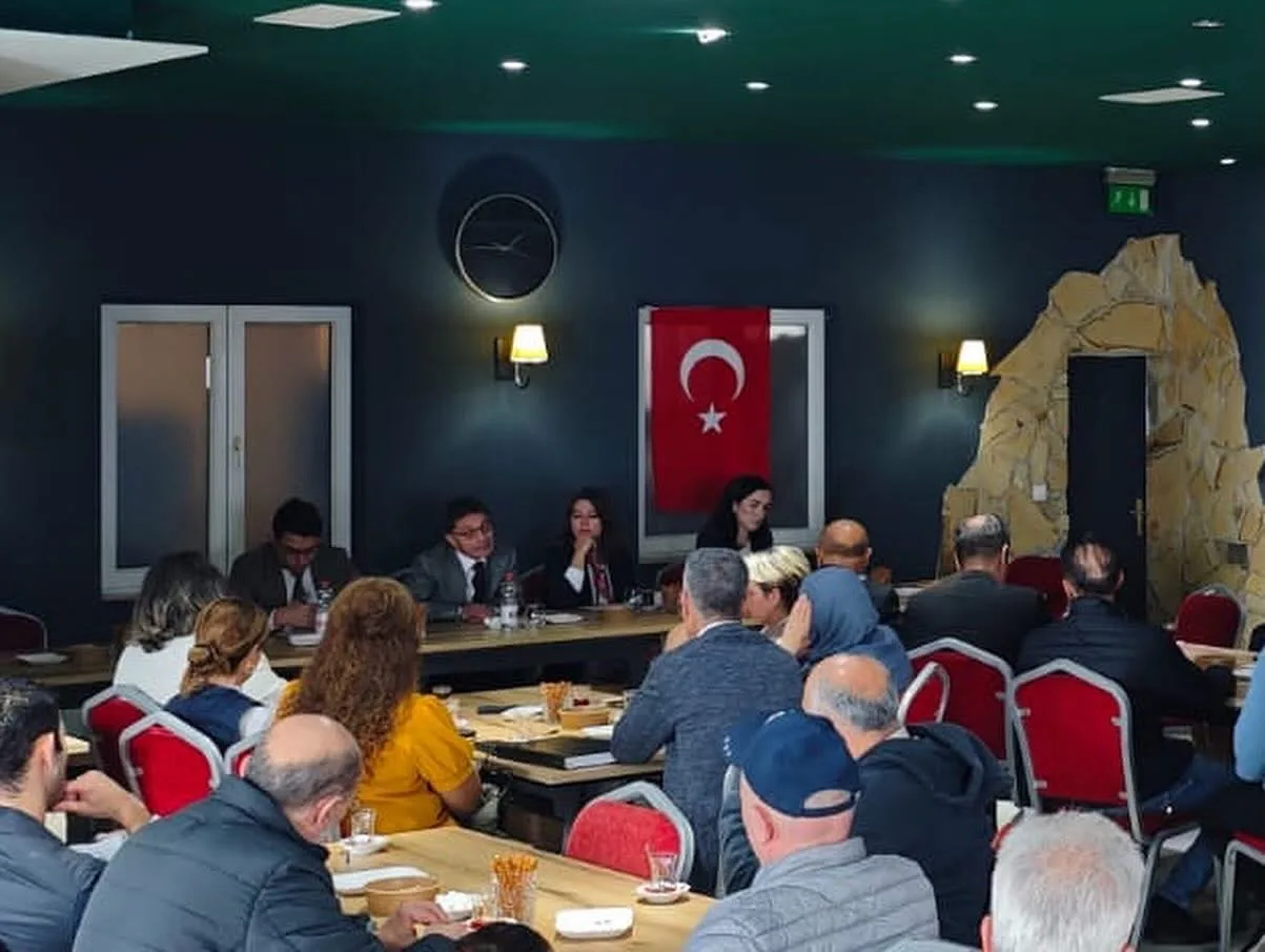 Münih Başkonsolosluğu Vatandaşları Bilgilendirdi