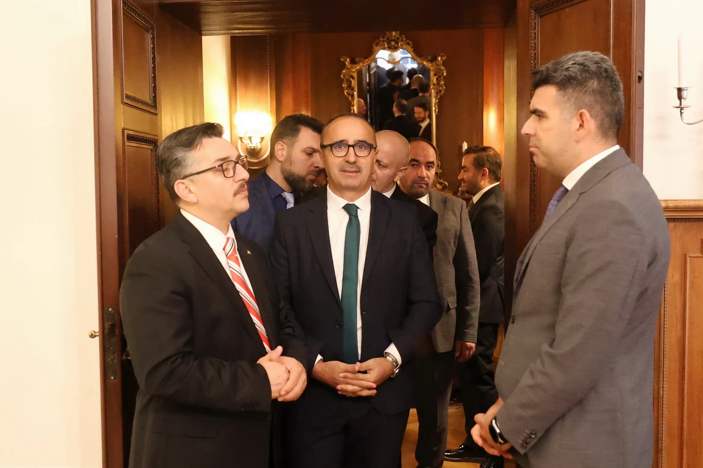 Başkonsolos Şanlı, din hizmetlilerini ağırladı
