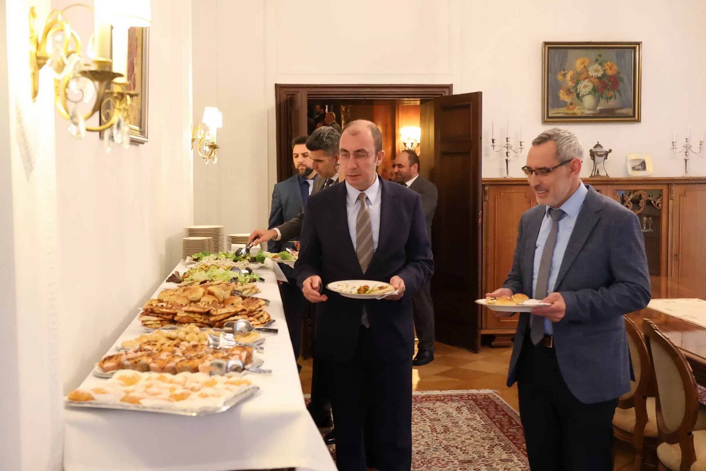 Başkonsolos Şanlı, din hizmetlilerini ağırladı