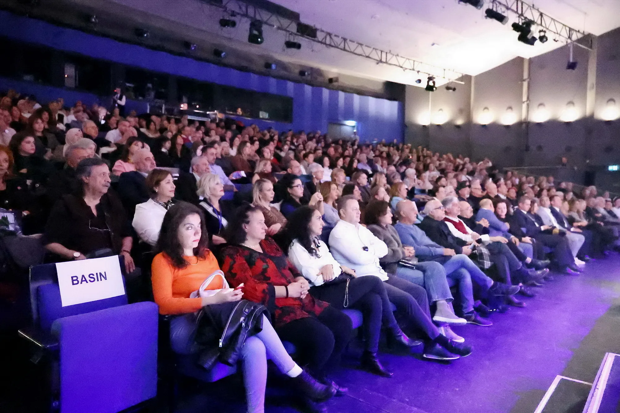 Berlin Eski Dostlar Korosu’ndan ‘Türk Sanat Müziği 2025 Konseri’ büyük beğeni kazandı
