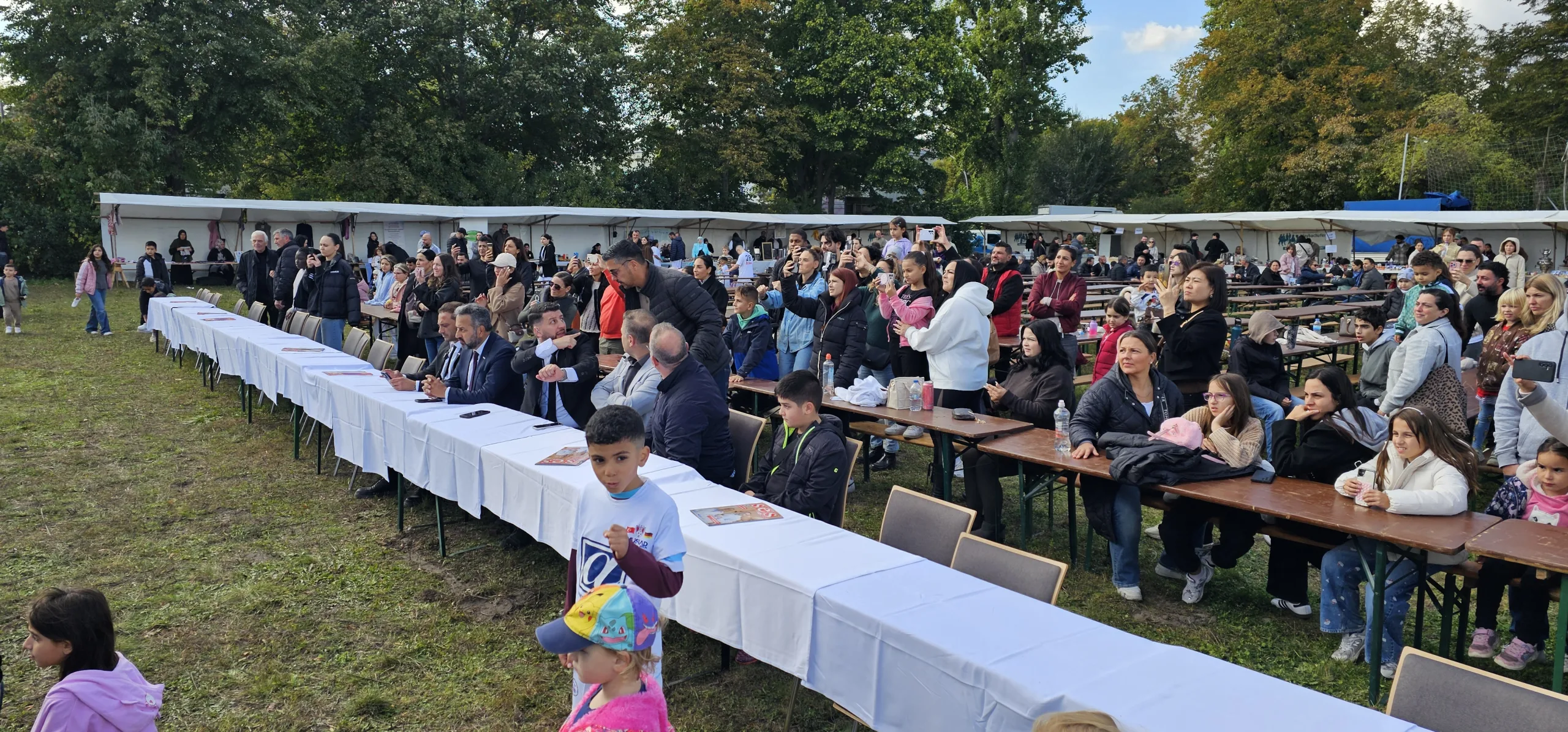 Berlin’de MÜSİAD CUP 2025 Coşkusu: Minik Futbolcular Dayanışma, Spor ve İyilikte Buluştu