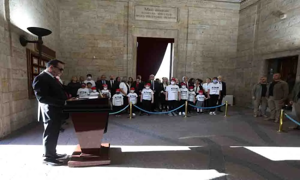 LÖSEV’den Anlamlı Cumhuriyet Ziyareti: 100 Bin Kişi Anıtkabir’de Ata’sına Koştu