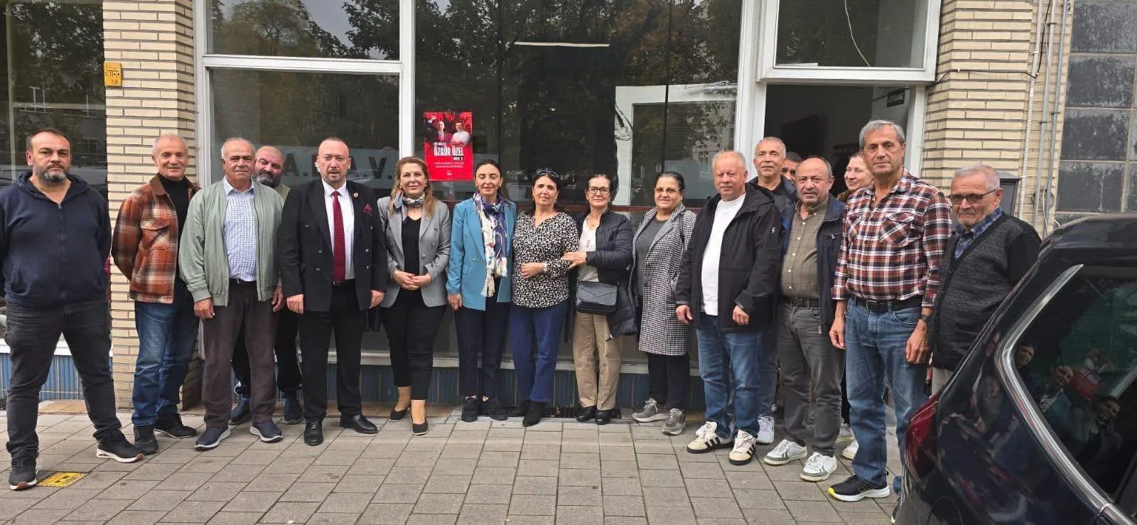 BRÜKSEL, CHP MİTİNGİNE HAZIRLANIYOR