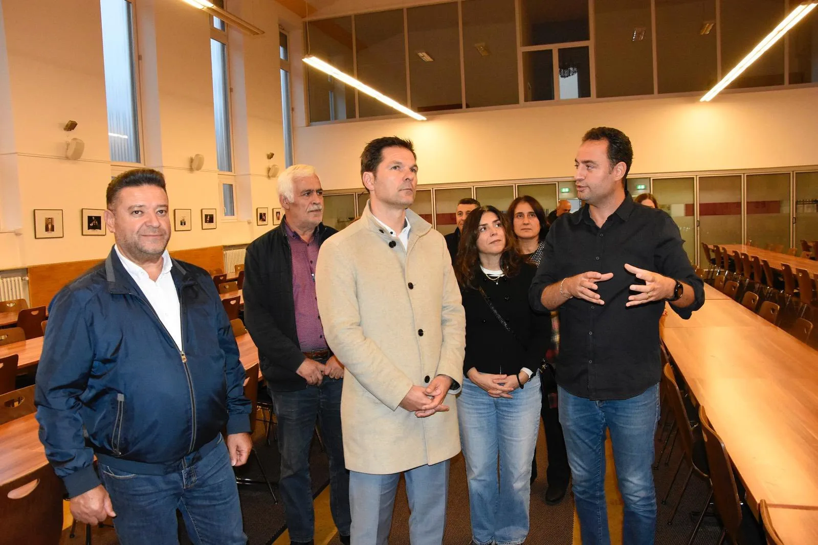 Steffen Krach ve Sevim Aydın’dan BAT-Cemevi’ne Ziyaret