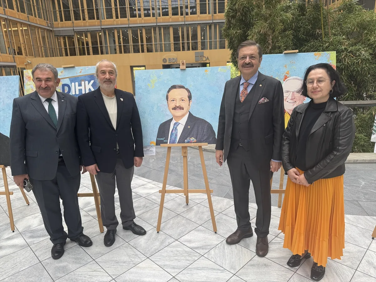 Hisarcıklıoğlu'ndan "Türkiye ile Almanya arasında savunma sanayisinde işbirliği" mesajı