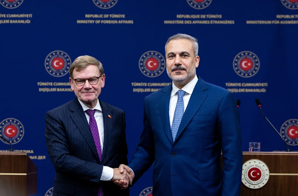 Wadephul, Türkiye'nin dış politikada ülkesinin stratejik ortağı olduğunu söyledi