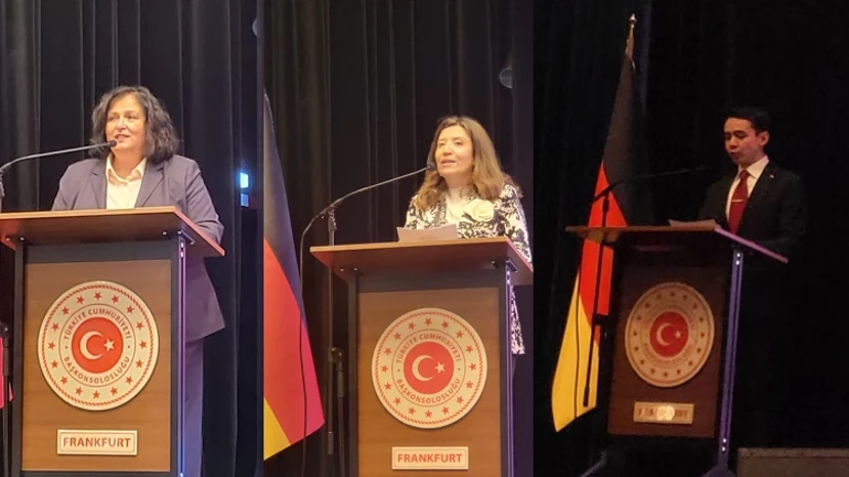 Cumhuriyeti’nin 102. yıldönümünü Frankfurt’ta da kutlandı