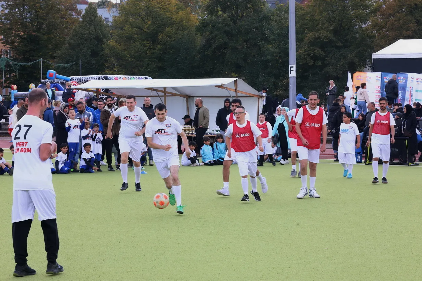 Berlin’de MÜSİAD CUP 2025 Coşkusu: Minik Futbolcular Dayanışma, Spor ve İyilikte Buluştu