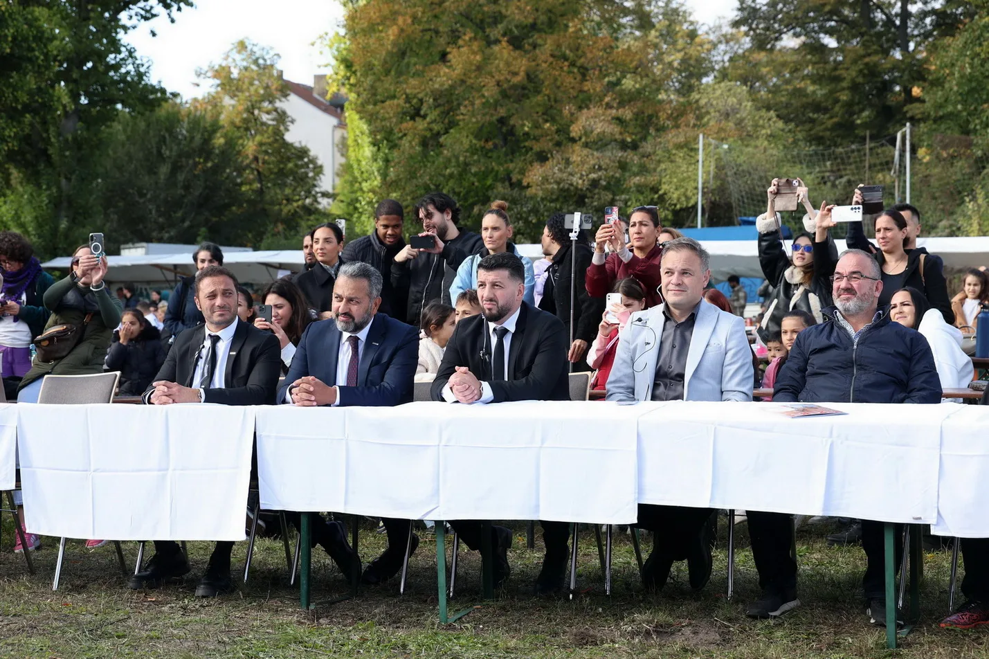 Berlin’de MÜSİAD CUP 2025 Coşkusu: Minik Futbolcular Dayanışma, Spor ve İyilikte Buluştu