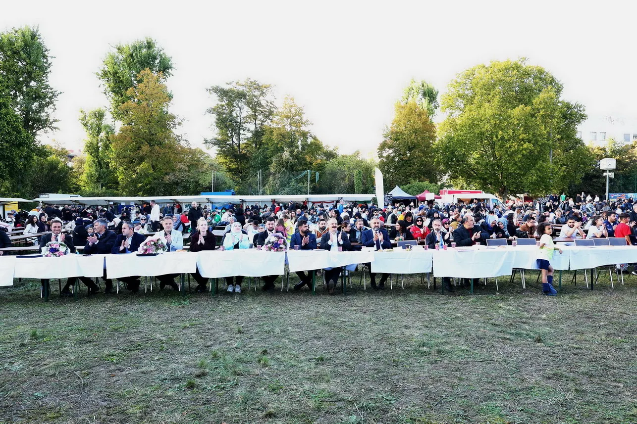 Berlin’de MÜSİAD CUP 2025 Coşkusu: Minik Futbolcular Dayanışma, Spor ve İyilikte Buluştu