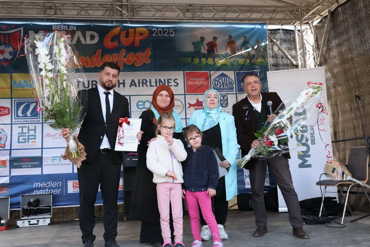 Berlin’de MÜSİAD CUP 2025 Coşkusu: Minik Futbolcular Dayanışma, Spor ve İyilikte Buluştu