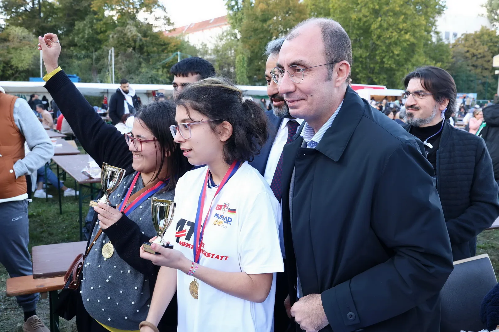 Berlin’de MÜSİAD CUP 2025 Coşkusu: Minik Futbolcular Dayanışma, Spor ve İyilikte Buluştu