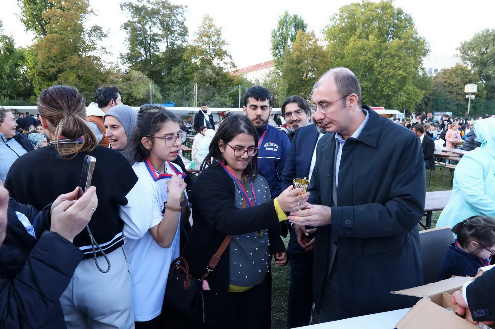 Berlin’de MÜSİAD CUP 2025 Coşkusu: Minik Futbolcular Dayanışma, Spor ve İyilikte Buluştu