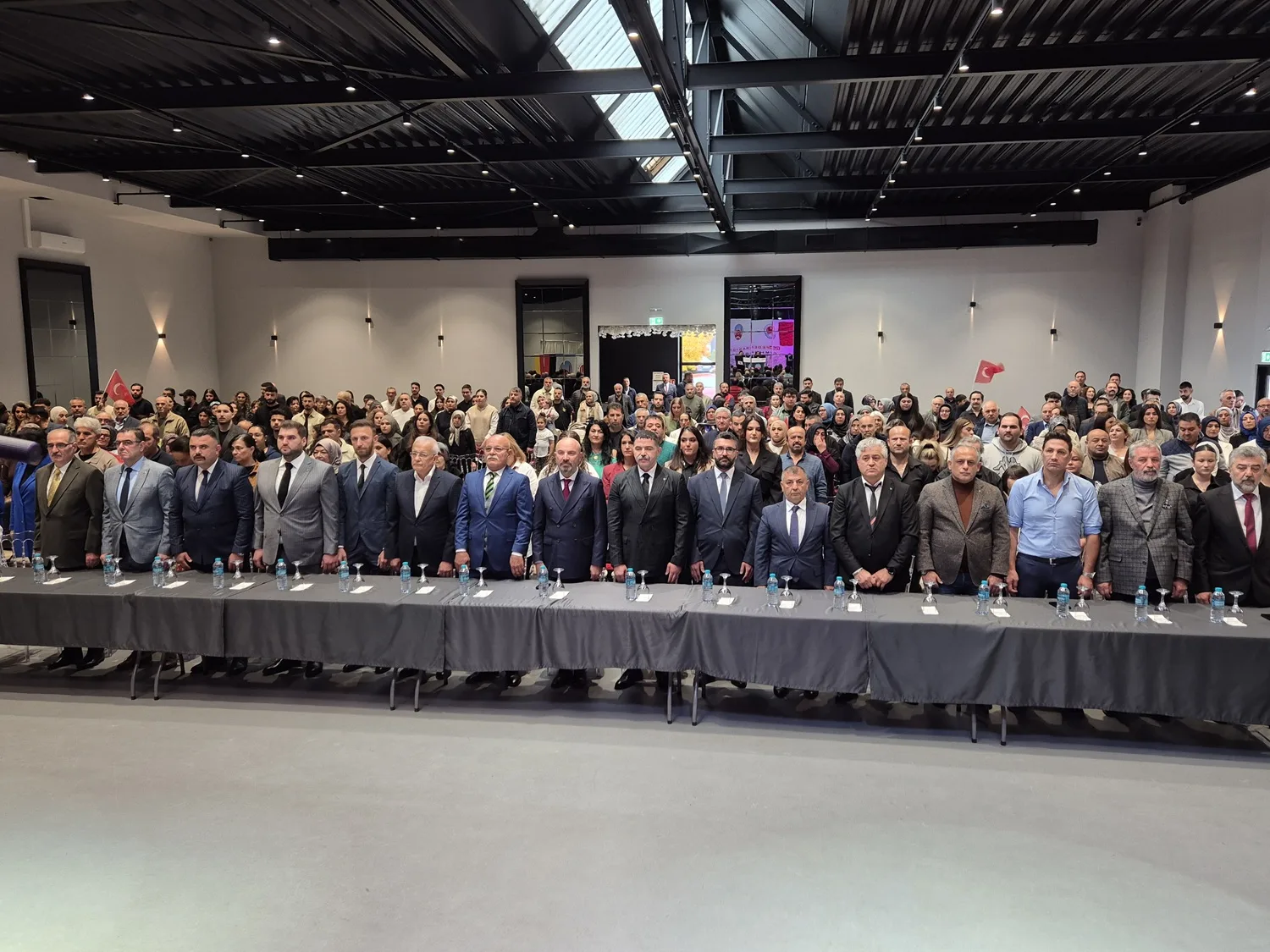 Fürth Bizim Ocak konserinde Ahmet Şafak Coşturdu