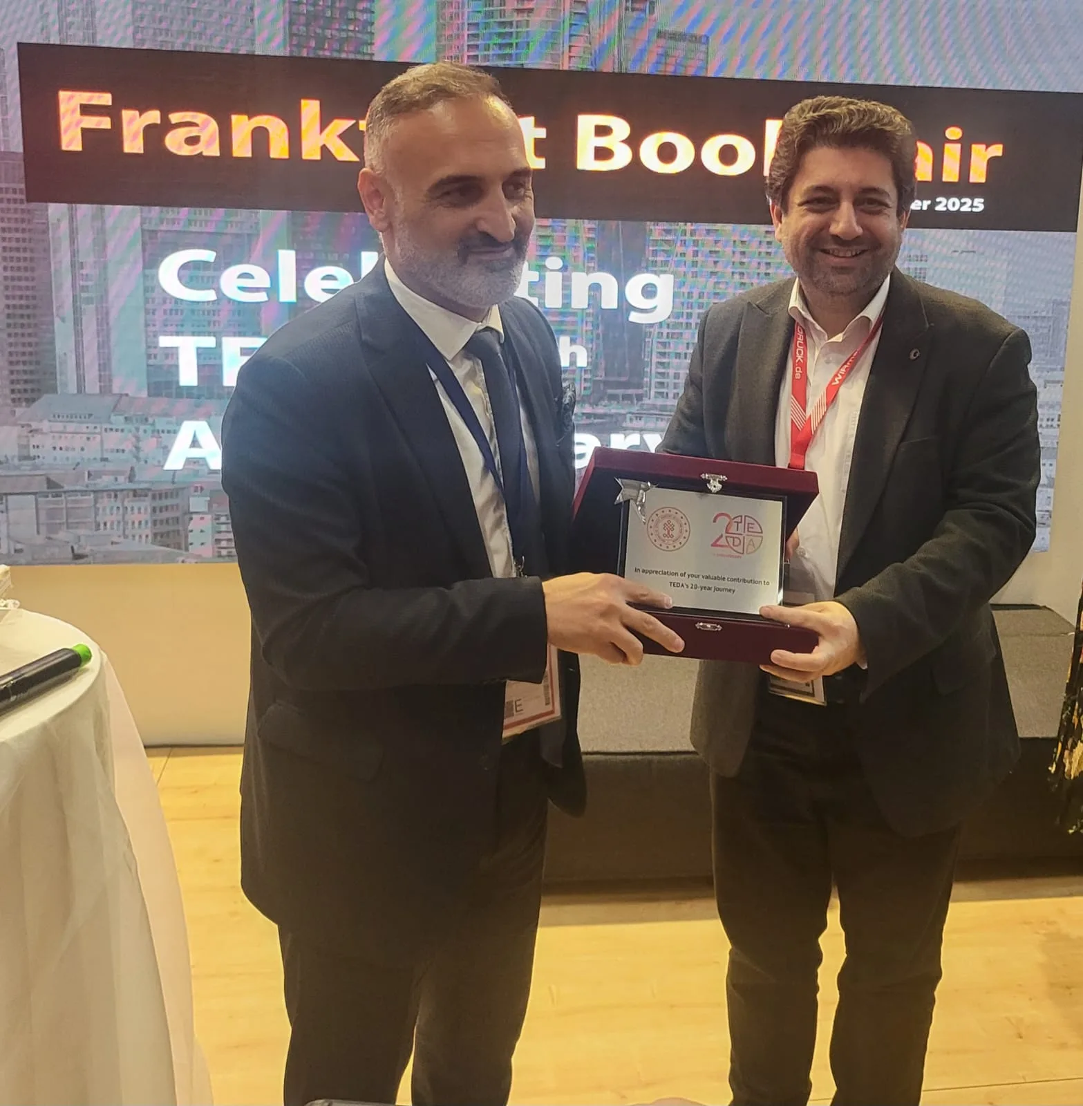 TEDA’ya Frankfurt’ta yaşgünü kutlaması