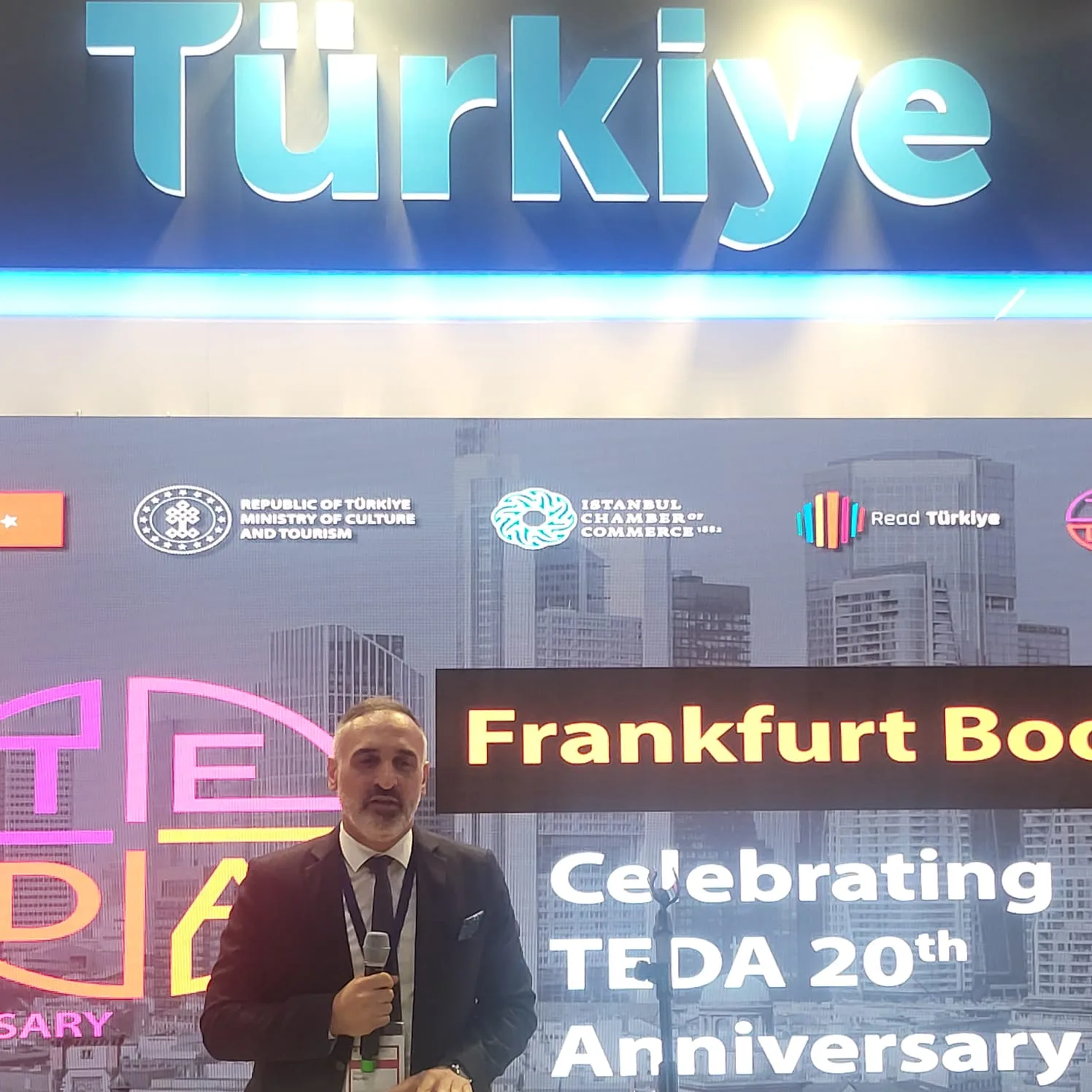 TEDA’ya Frankfurt’ta yaşgünü kutlaması