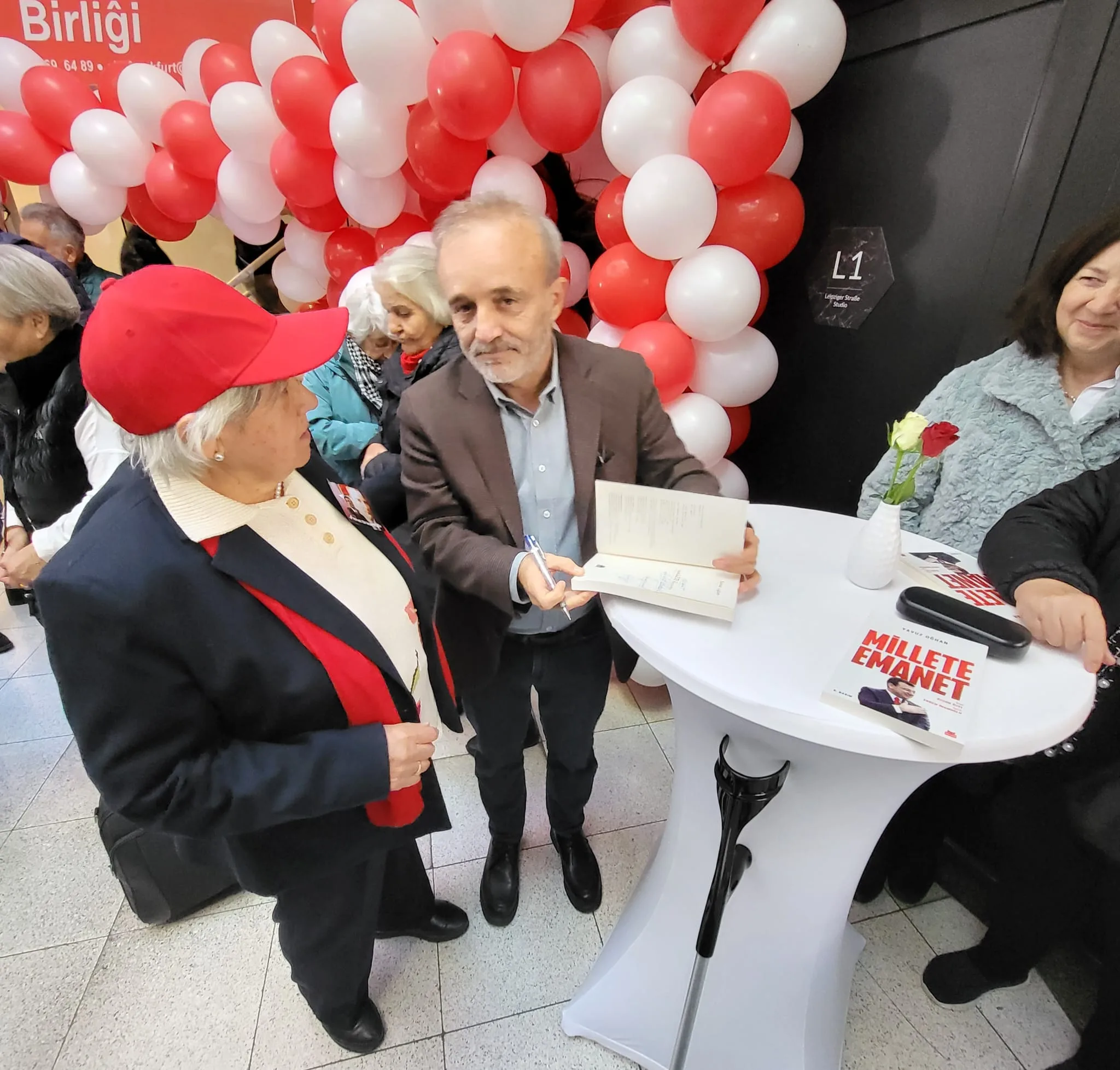 Frankfurt’tan İmamoğlu ve arkadaşlarına destek