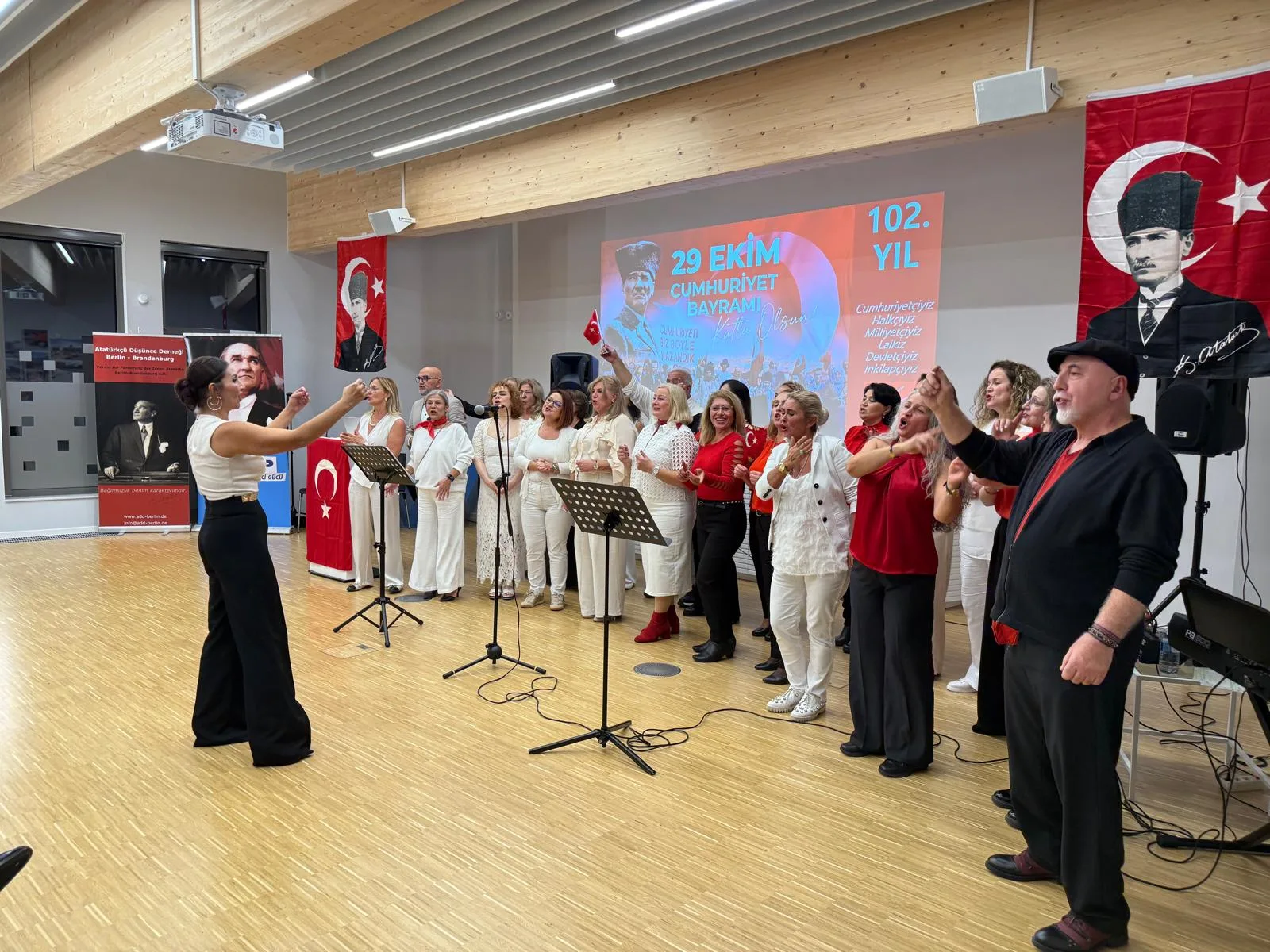 Cumhuriyet Bayramı Berlin’de Coşkuyla Kutlandı