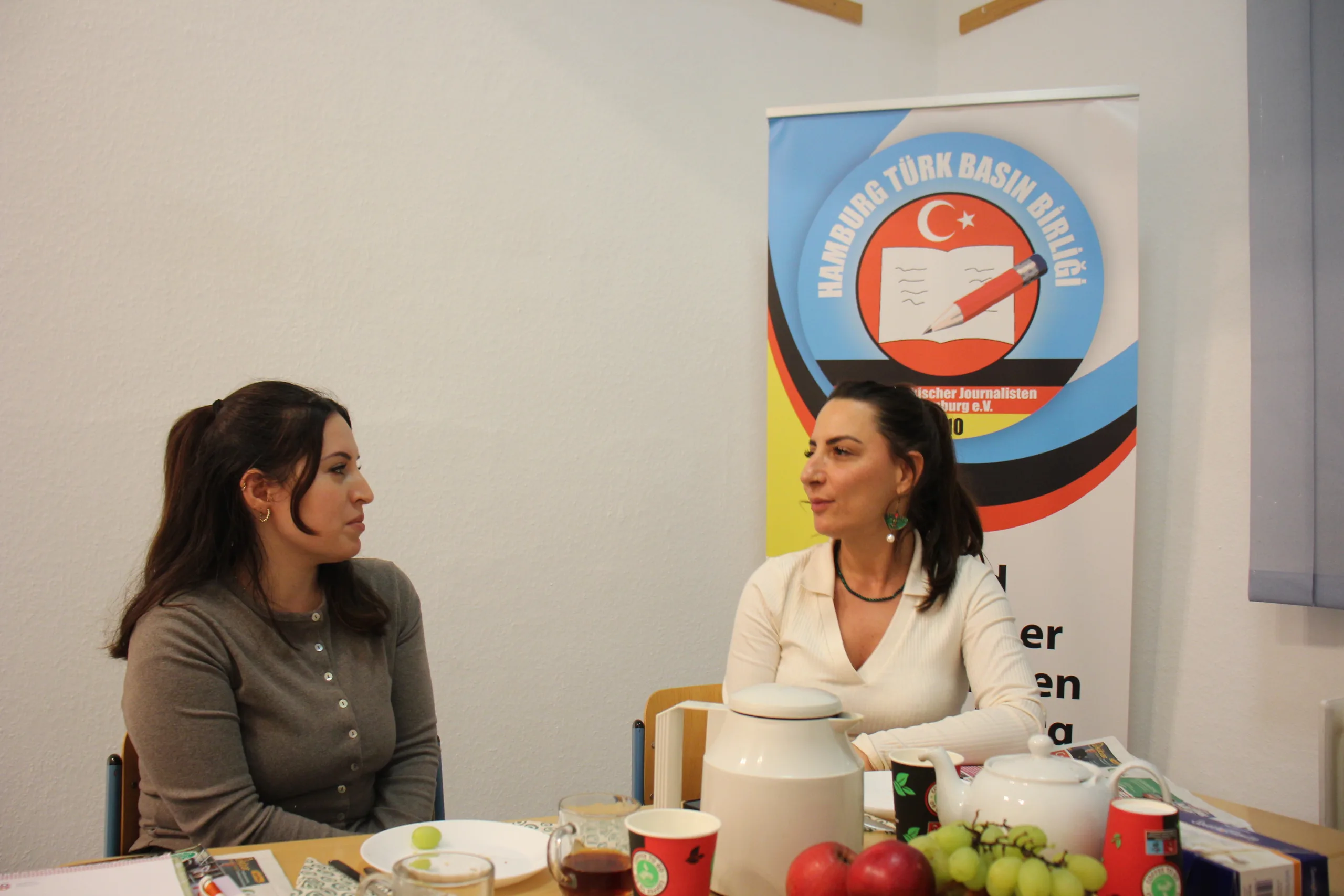 UCC Hamburg’tan HTBB Derneği’ne Ziyaret: Türkçe Onkoloji Rehberliği Projesi Tanıtıldı