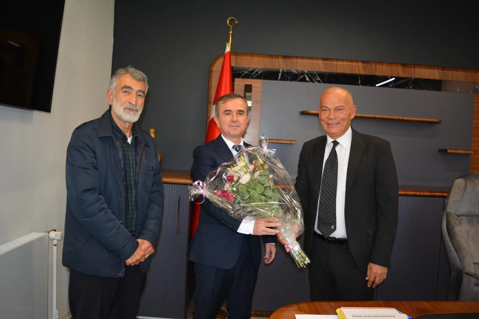 HTBB’den Hamburg Başkonsolosu Berati Alver’e Hoşgeldin Ziyareti