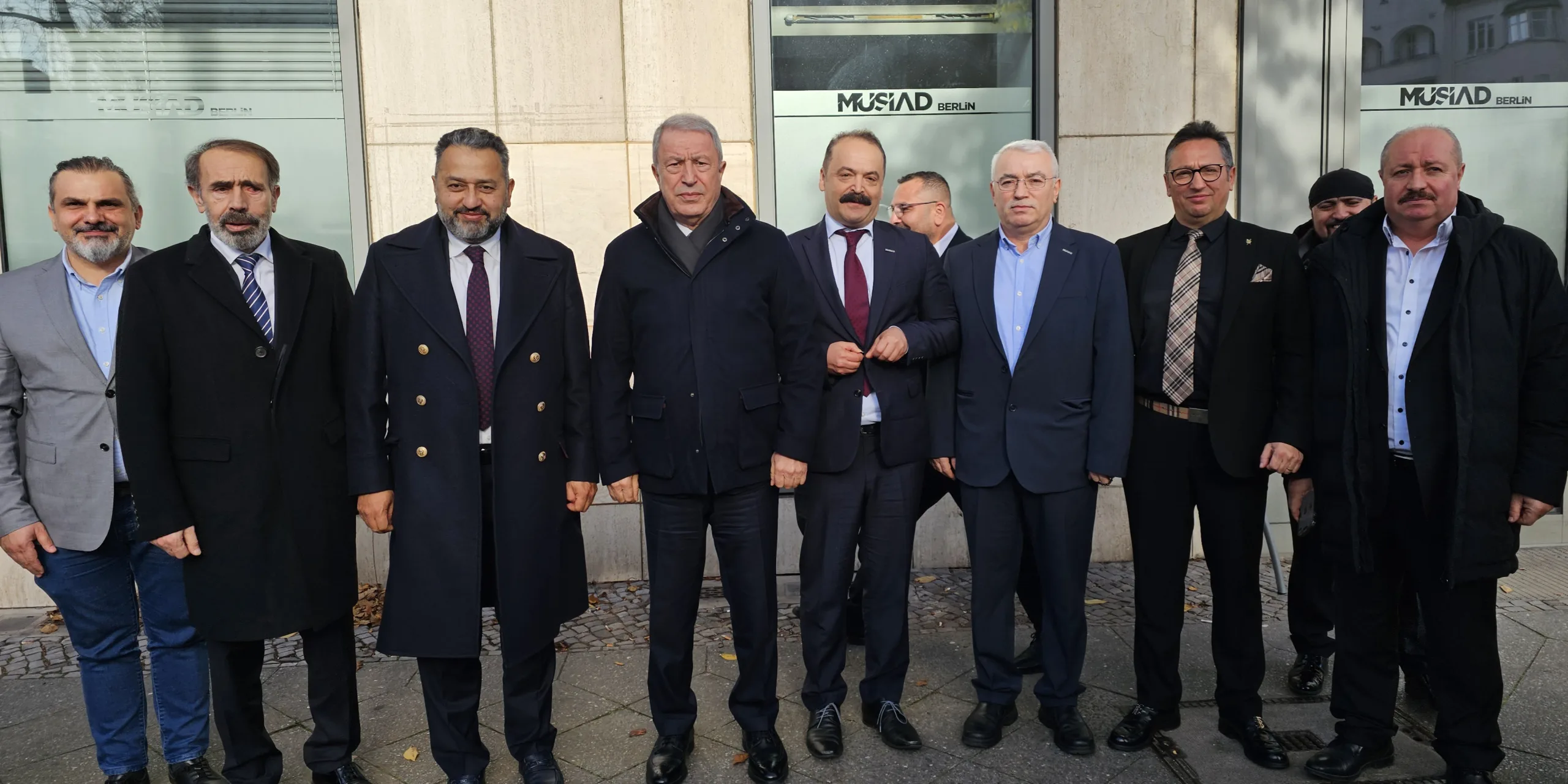 Hulusi Akar: “Türkiye Terörle Mücadelede Kararlı, Savunma Sanayinde Bağımsız”