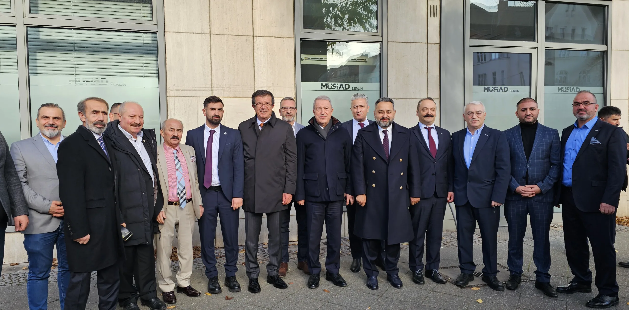 Hulusi Akar: “Türkiye Terörle Mücadelede Kararlı, Savunma Sanayinde Bağımsız”
