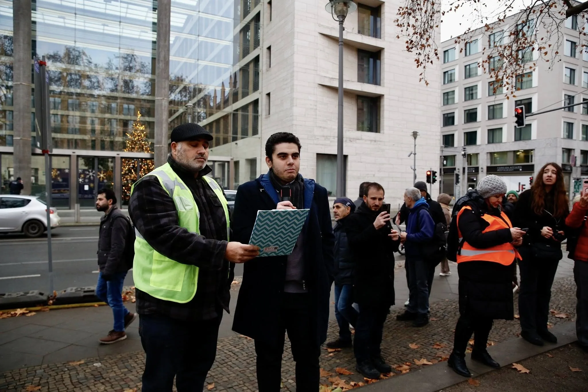 Alevi Katliamları Berlin’de Protesto Edildi