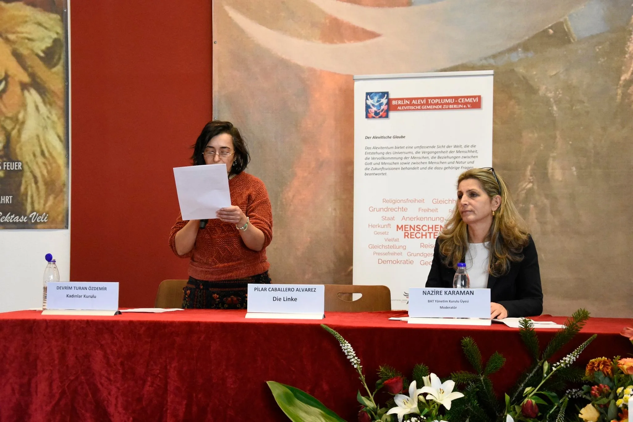 Berlin`de Kadına Yönelik Şiddete Karşı Panel
