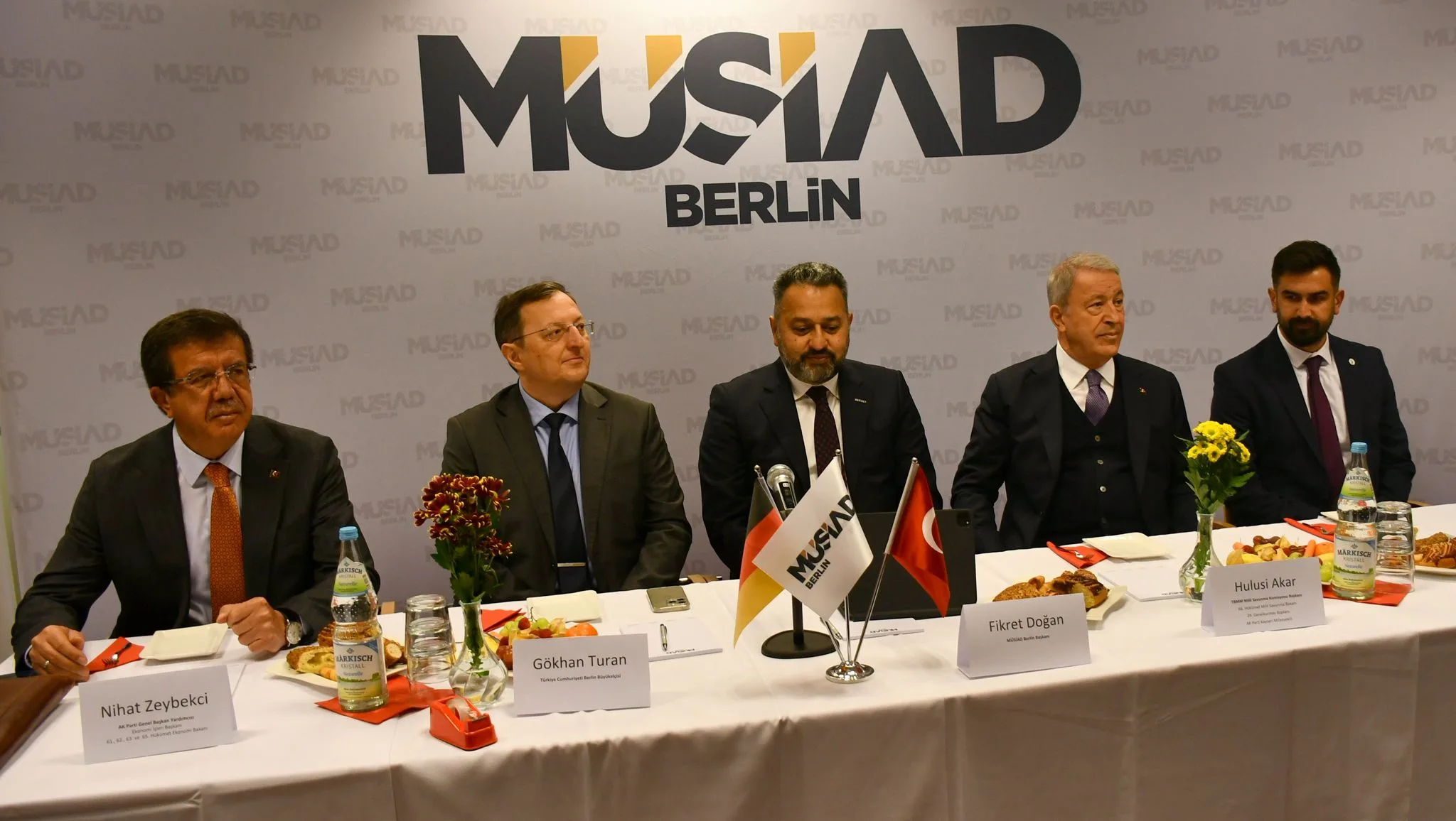 Hulusi Akar: “Türkiye Terörle Mücadelede Kararlı, Savunma Sanayinde Bağımsız”