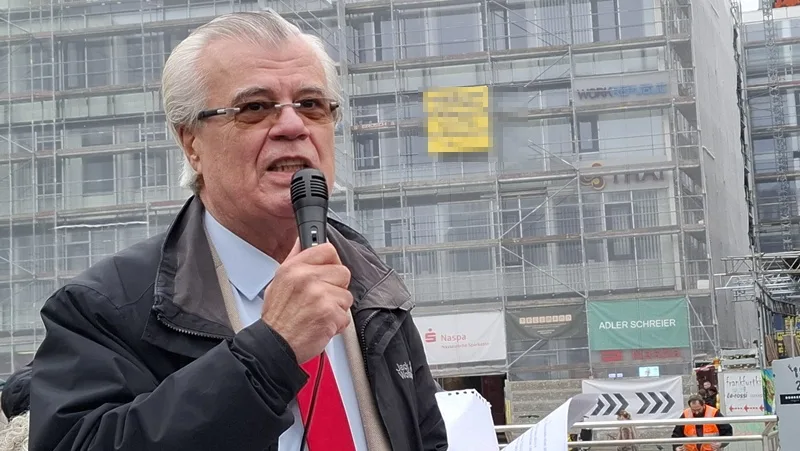 Frankfurt’ta Merdan Yanardağ ve TELE1’e Destek Eylemi: “Basın Özgürlüğü Susturulamaz”