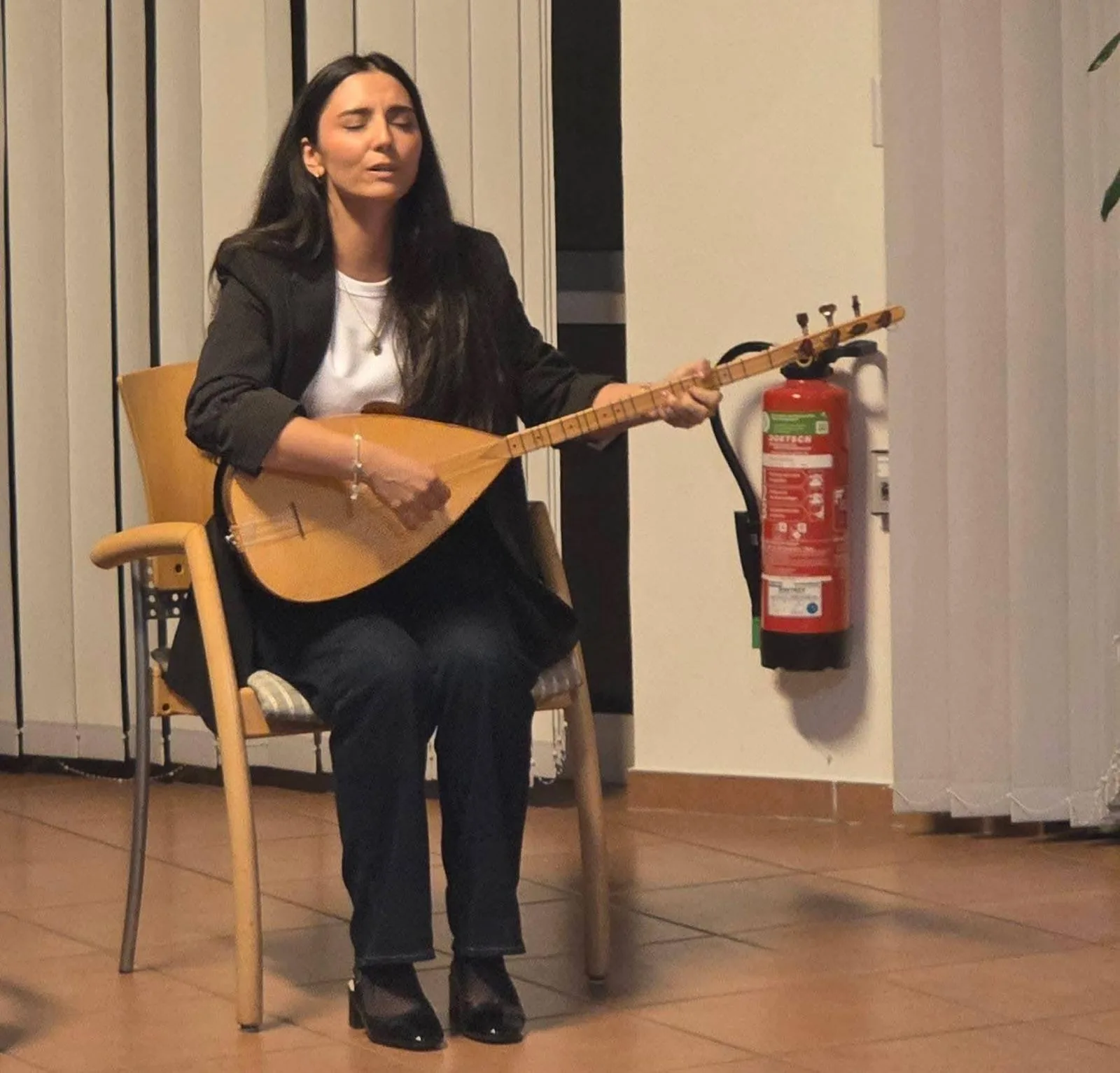 ATYG’den Demokrasi, Özgürlük ve Halk Edebiyatı Ödülü Ozan Şahturna ve Ozan Şiar’a verildi