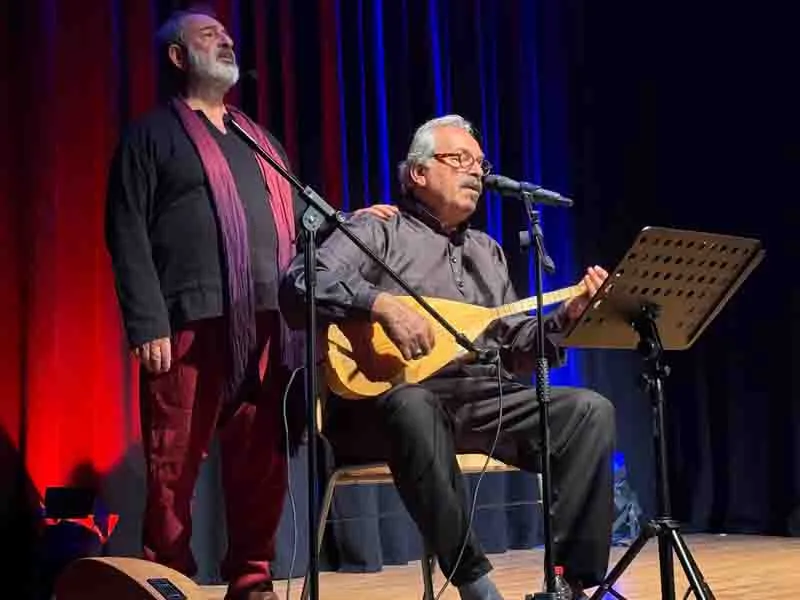 Nazım Hikmet’in “Şeyh Bedrettin” Oyunu Berlin’de Tiyatroseverlerle Buluştu