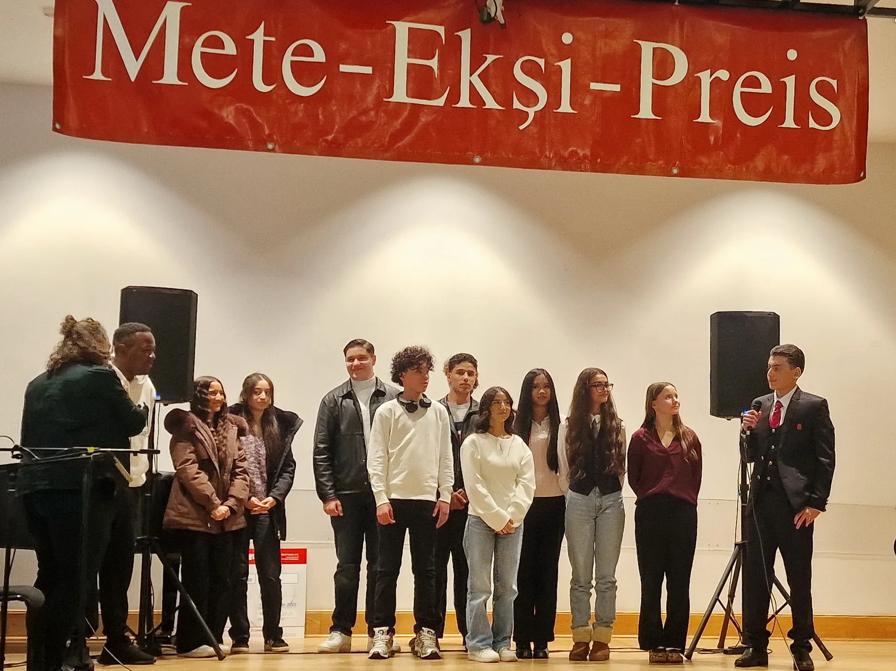 Mete Ekşi ödülünü ‘Laut.Mut.May’ adlı proje kazandı